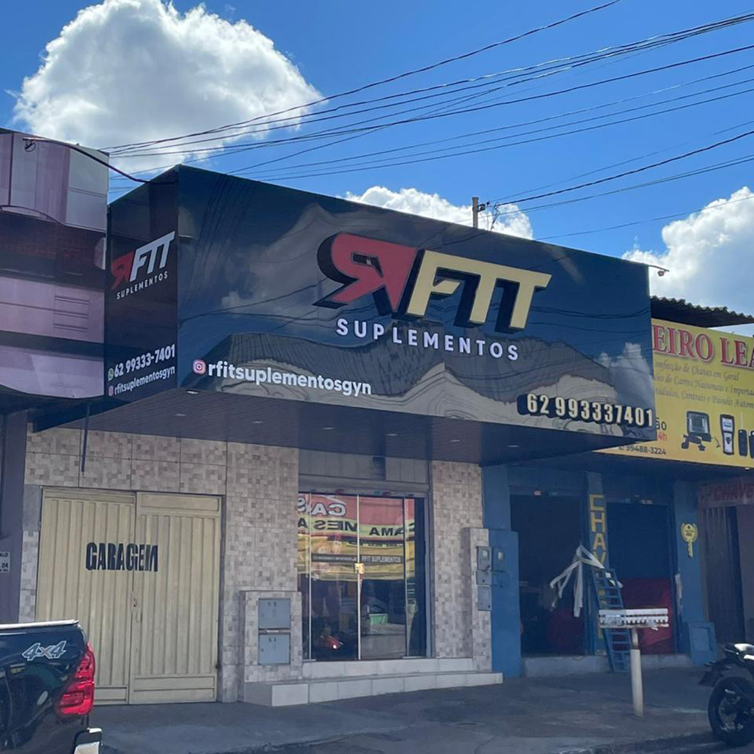 Fachada Rfit Suplementos - Logomarca Comunicação Visual